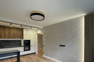 <h3><span style="color: #ADD8E6;">KIVILA,</span> <span style="color: #fff;">LASNAMÄE</span></h3>